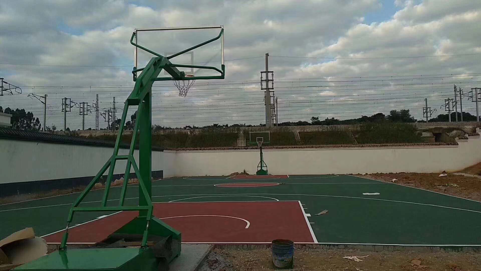绿舒硅PU篮球场