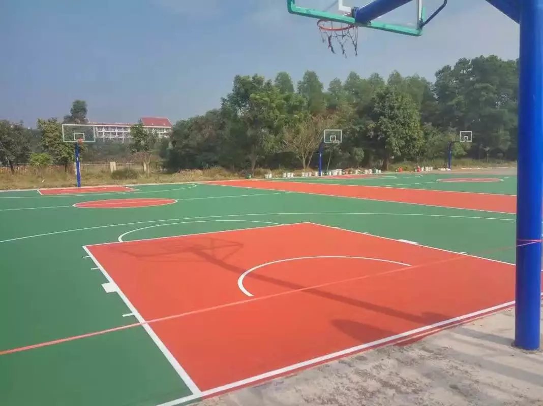 福建漳州城市学院绿舒牌丙烯酸篮球场顺利完工