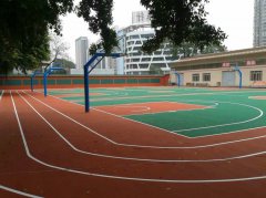 <b>广西柳州商贸技术学院丙烯酸球场+跑道完工！</b>